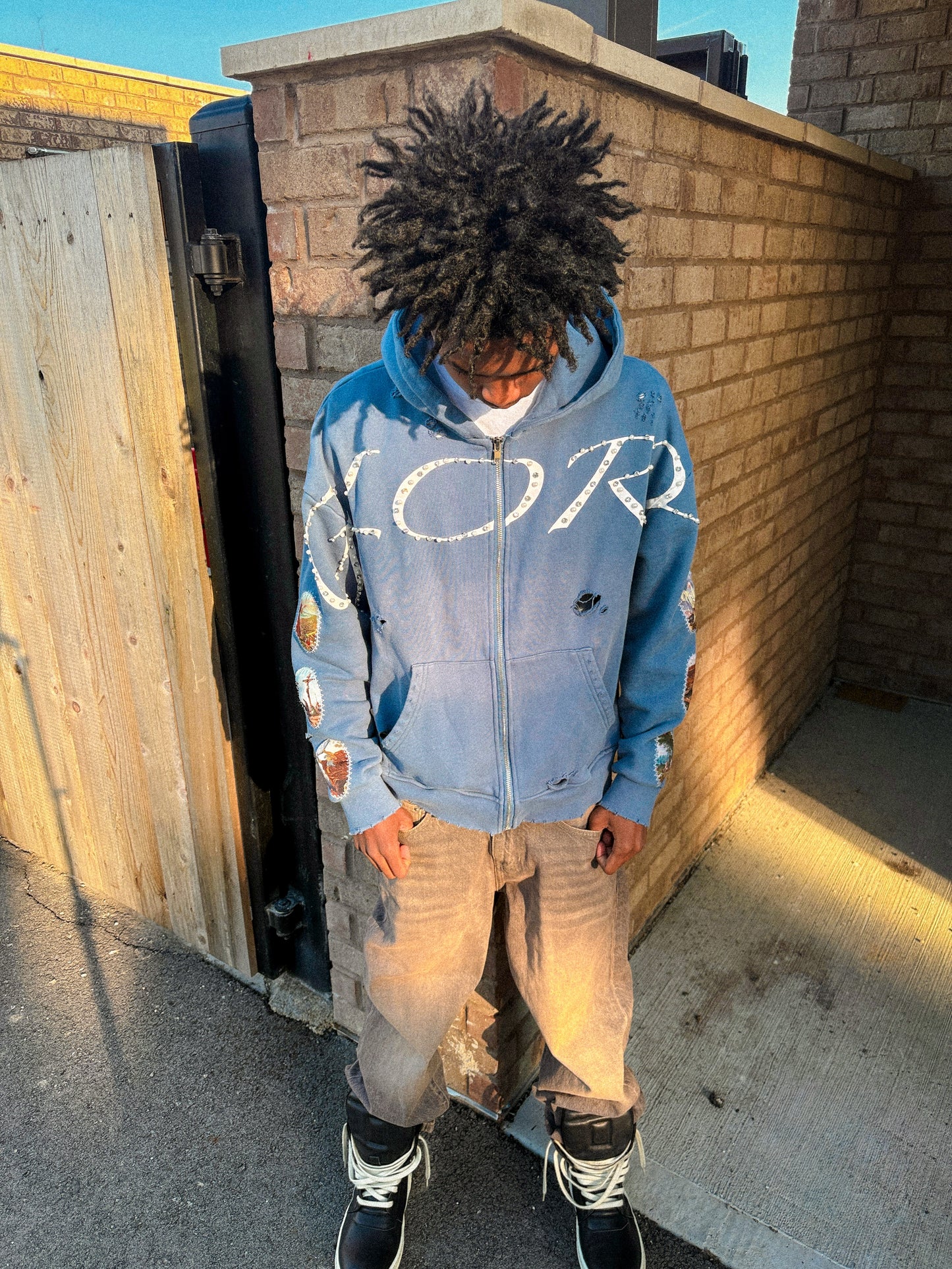 Gleory Weorld "Waymaker" Zipup